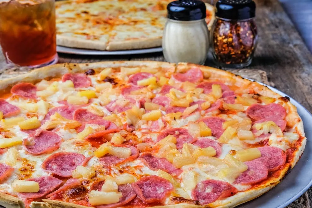 Hawaiian Delight Pizza 1